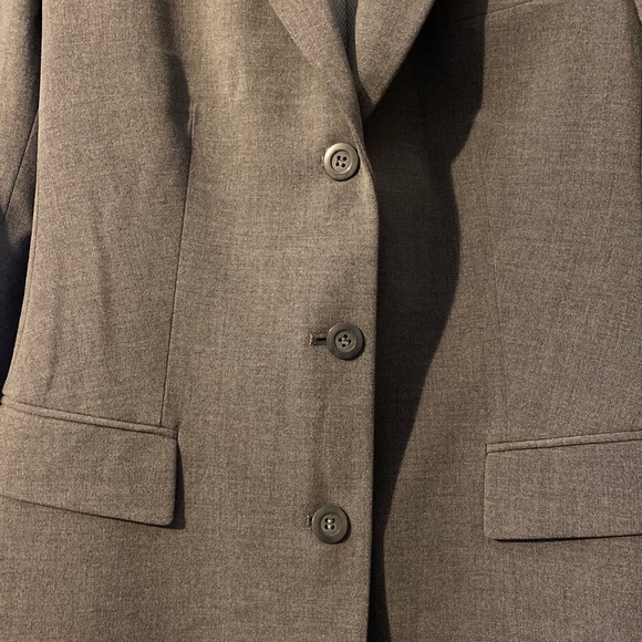 Express Blazer - Picture 2 of 4